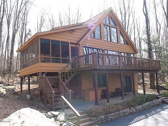 3rd image of 1797 Roamingwood Ct