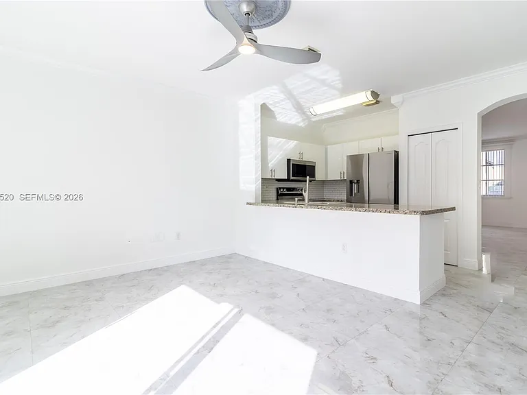 8360 NW 10th St #3C — Photo 8
