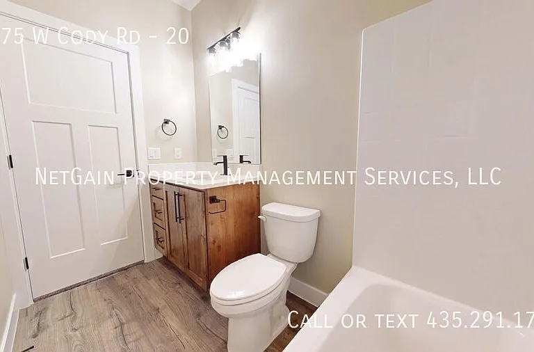 2875 W Cody Rd #20 — Photo 24