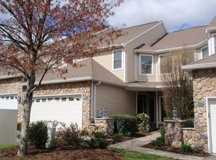 10 Champion Blvd, Livingston, NJ 07039