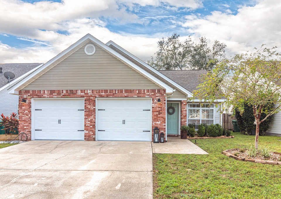 1st image of 1692 Glenwood Ct