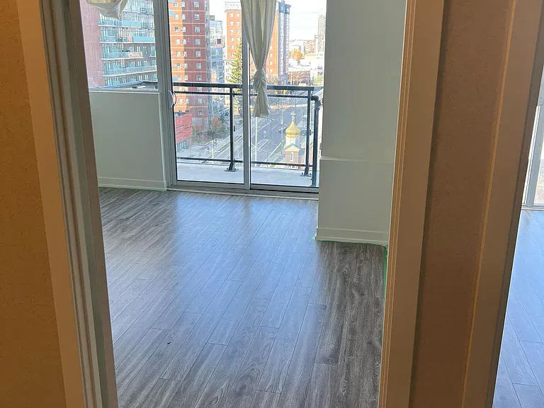 128 King St N #1009 — Photo 5