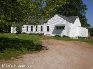 15201 Old Highway 66, Saint James, MO 65559