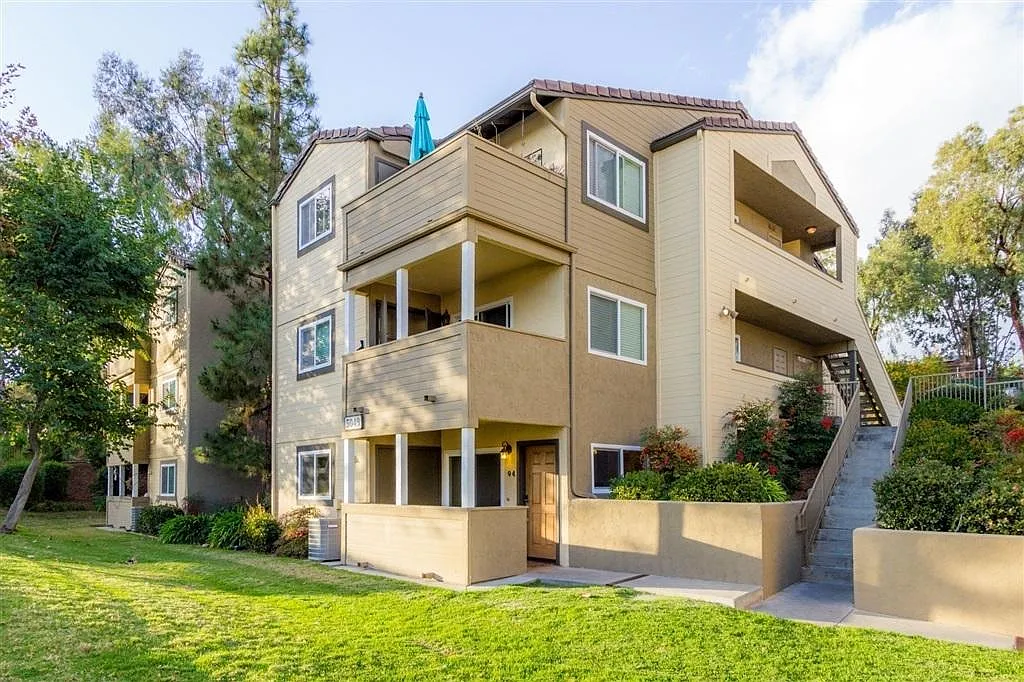 2 bed, 900 sqft, $2,850 — Photo 4