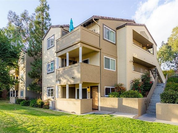 4th image of 5049 Los Morros Way