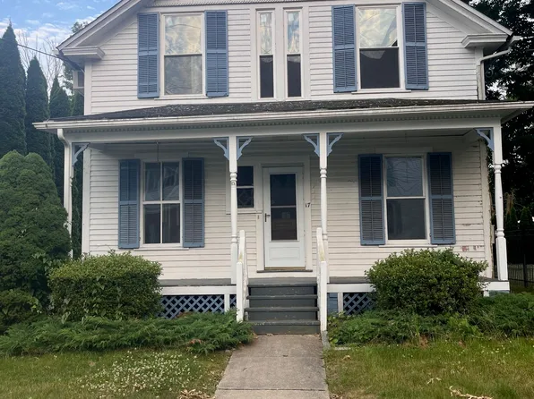 17 Otis Street, Norwich, CT 06360