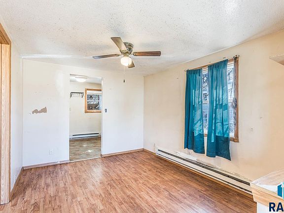 5th image of 618 S Elmwood Ave