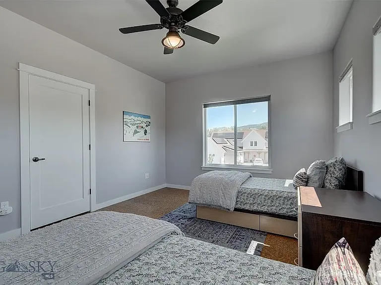 1596 Maiden Spirit St — Photo 18