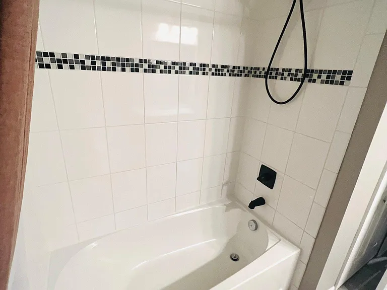 11321 Leland Groves Dr — Photo 36