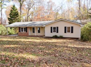 1908 Medfield Rd, Raleigh, NC 27607