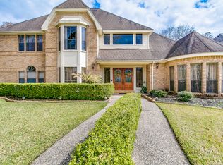 14911 Alderwick Dr, Sugar Land, TX 77498