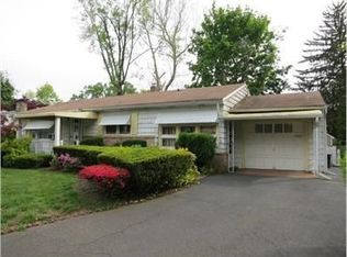 309 Clinton Ave, Middlesex, NJ 08846