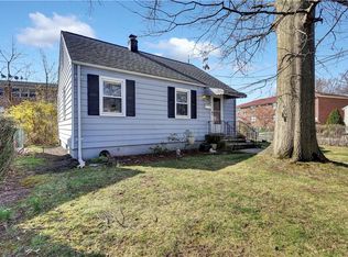 542 W Webster Ave, Roselle Park, NJ 07204