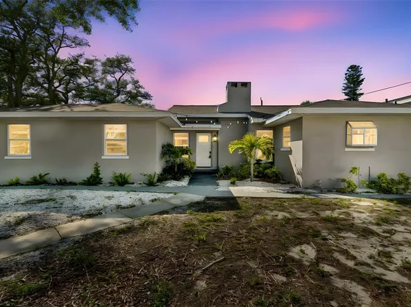 125 Harbor Bluff Dr, Largo, FL 33770