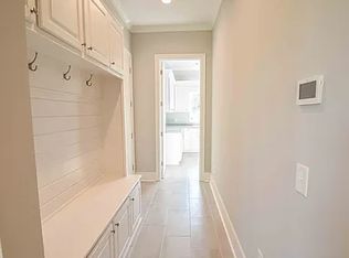 135 Salvo Dr, Ridgeland, MS 39157