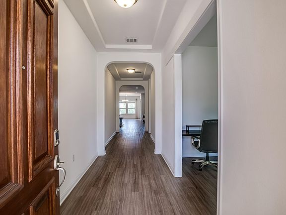 3rd image of 5329 Ponte Tresa Dr
