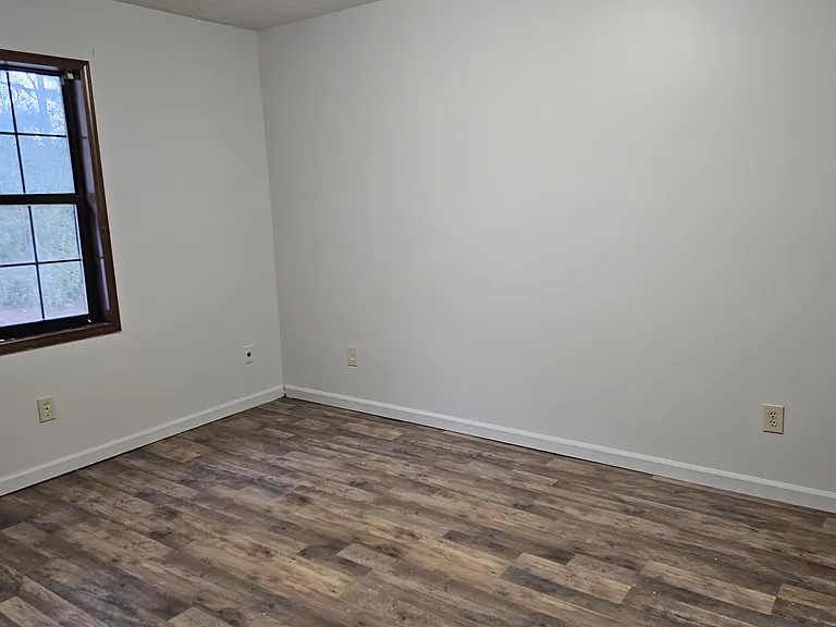 2835 Springdale Rd #B — Photo 3