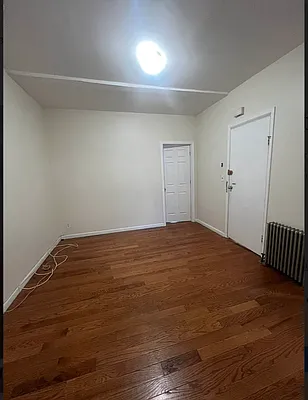 Rented by REALTY QUEST NEW YORK INC | media 8