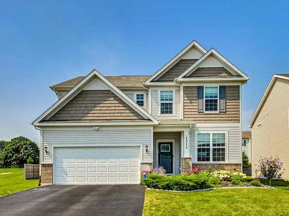 1311 Bayou Path Ct, Naperville, IL 60563