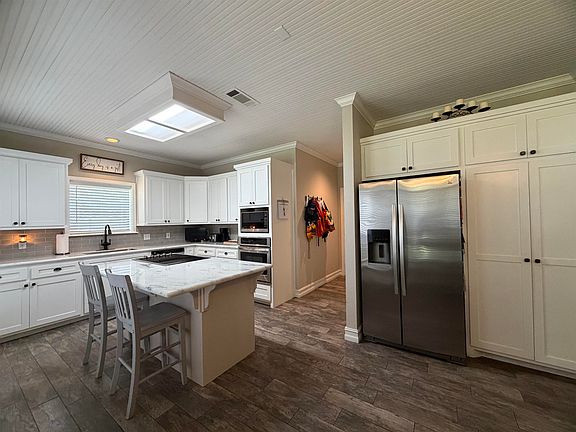 3rd image of 4009 W Roundbunch Rd