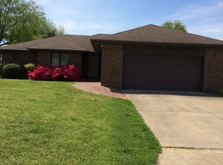 1510 W McGee St, Springfield, MO 65807