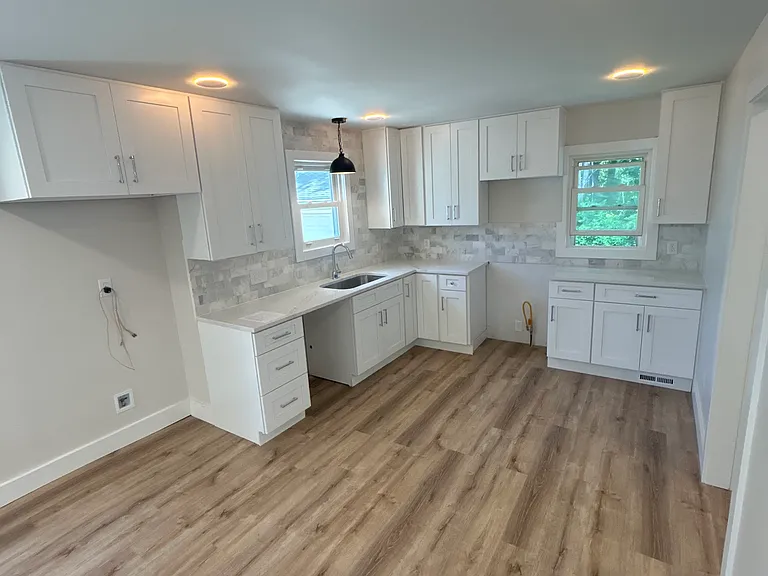 1317 Beech St — Photo 3