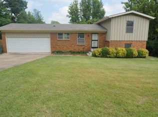 2920 Falkirk Rd, Memphis, TN 38128