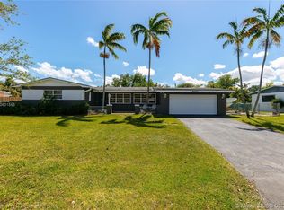 8470 SW 185th Ter, Cutler Bay, FL 33157