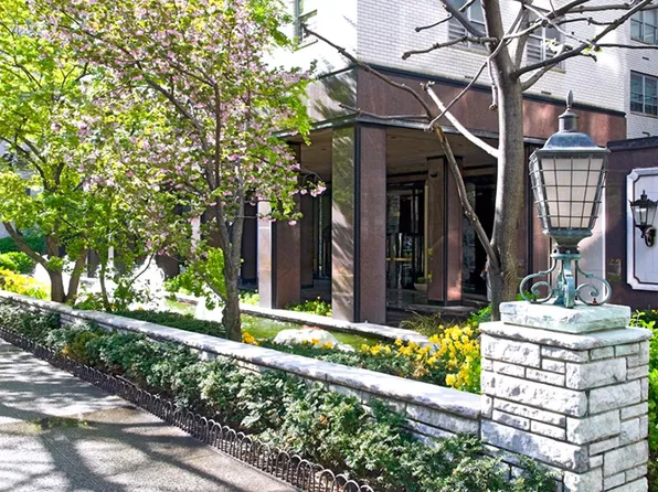 500 East 77th Street 221 image 3 of 4