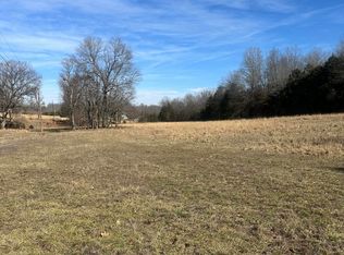 720 Redwood Lane, Mammoth Spring, AR 72554