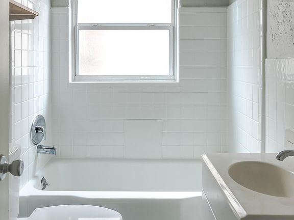 2nd image of 100 Victor Ave #3