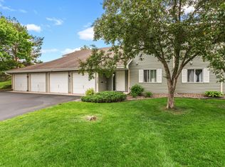 6252 Magda Dr N #C, Maple Grove, MN 55369
