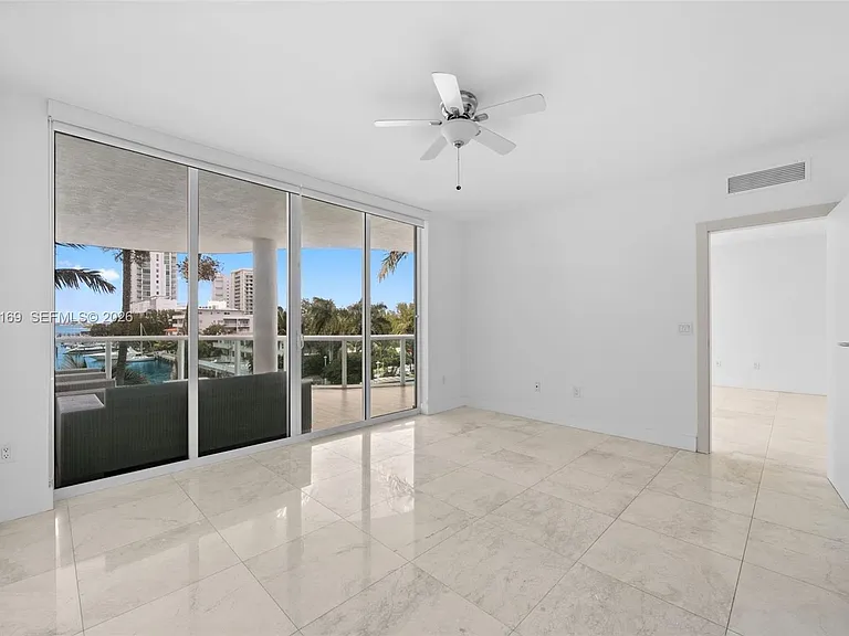 7918 Harbor Island Dr #311 — Photo 29