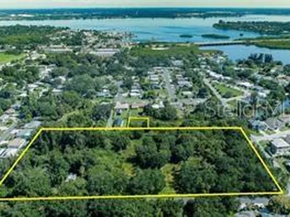 2801 11th Ave E, Bradenton, FL 34208