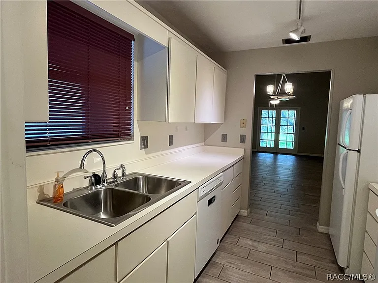 600 E Gilchrist Ct #5A — Photo 7