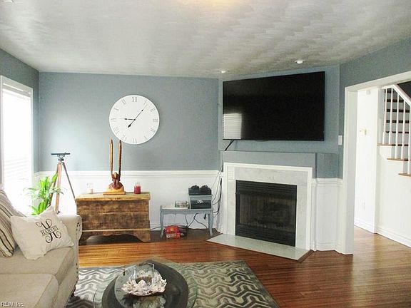 5th image of 1242 Hillside Ave