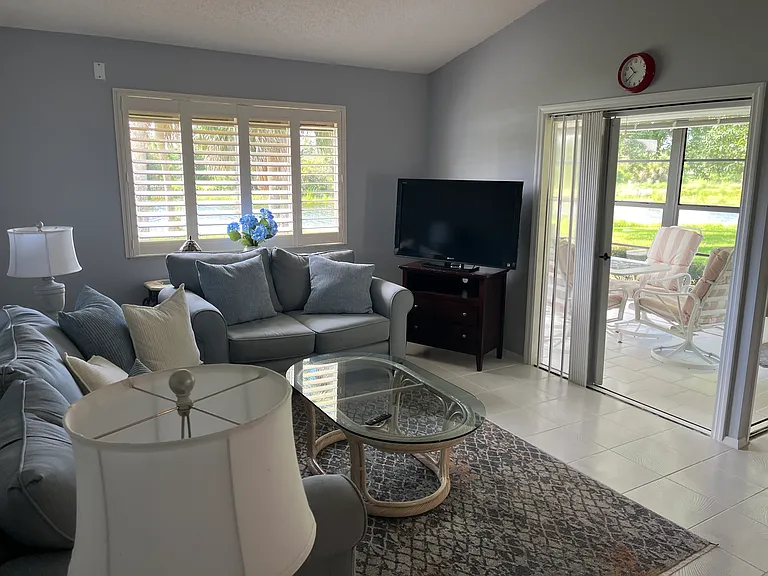 3016 Sail Pointe Cir #4-A — Photo 3