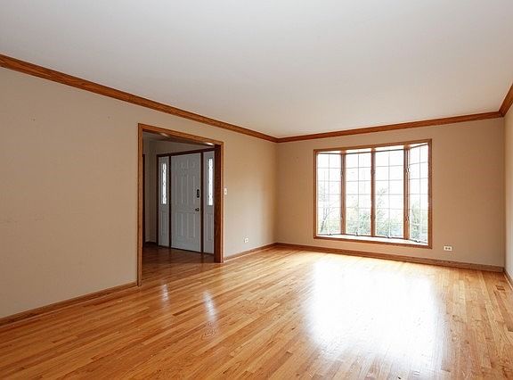 4th image of 14333 Acorn Ct