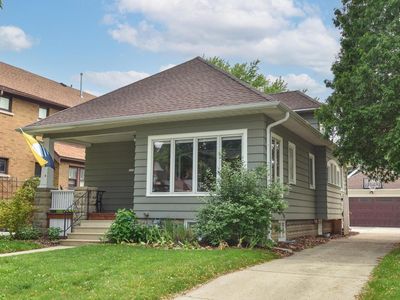 2338 North 68th STREET, Wauwatosa, WI, 53213