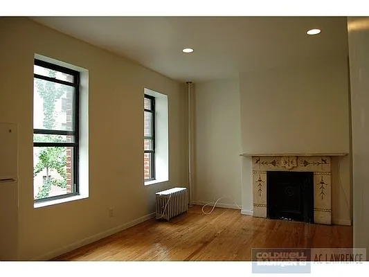 Rented by New York City Apartments | media 35