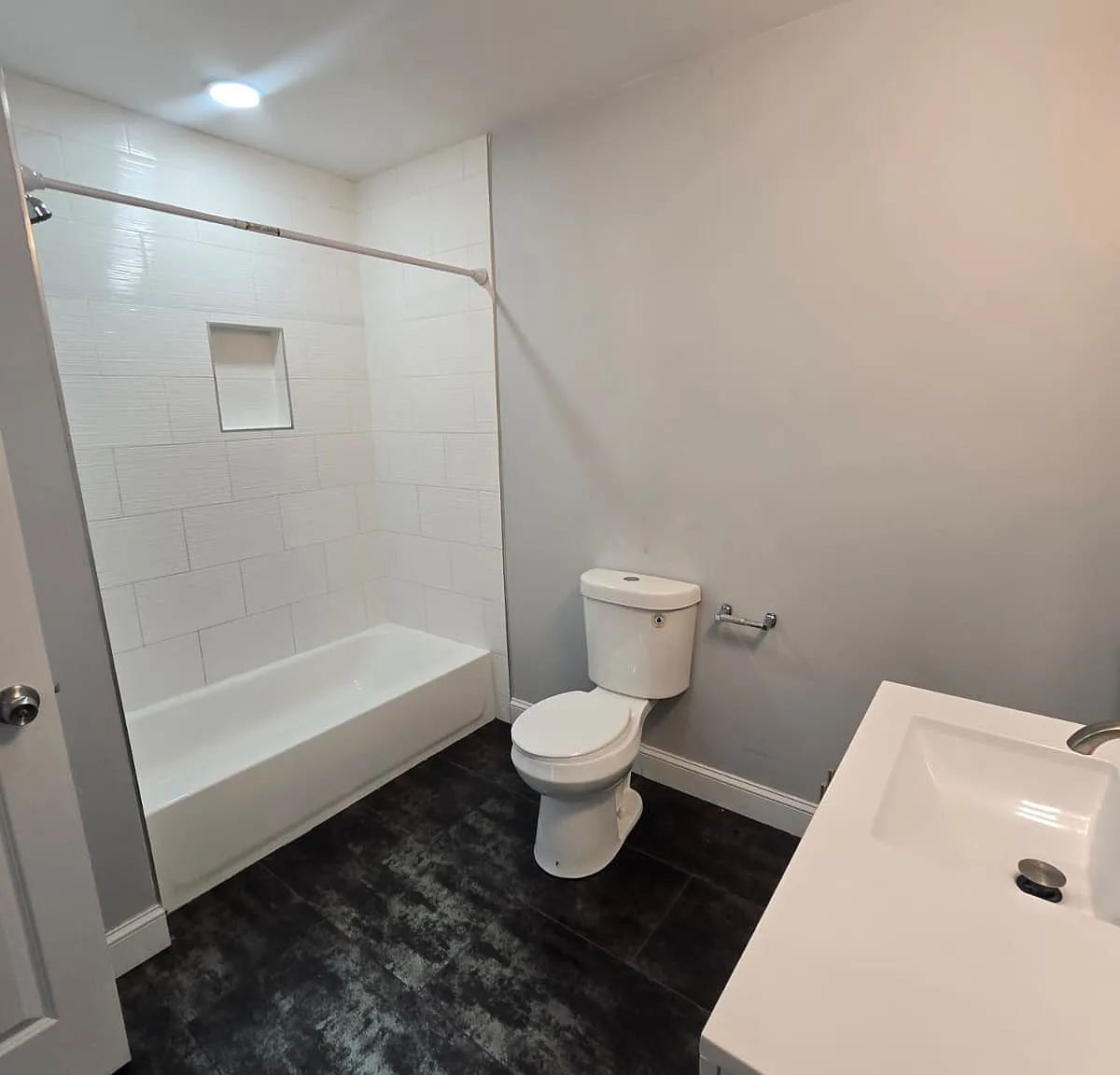 3 bed, 1100 sqft, $2,800 — Photo 1