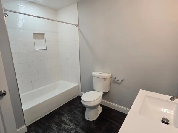 19 Park St #1, Salem, MA 01970