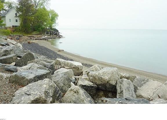 3rd image of 36241 Windward Dr
