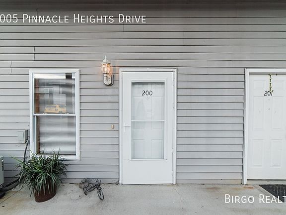 2nd image of 1005 Pinnacle Heights Dr