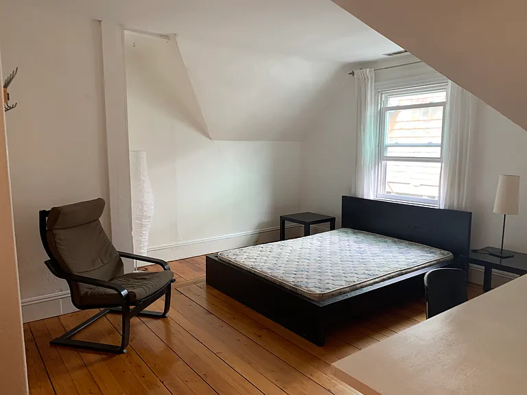 4.5 East St — Photo 10