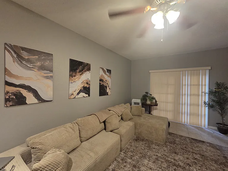 2121 El Paseo St #1407 — Photo 2