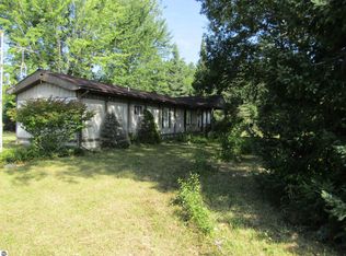 1065 Schemp Rd, Lupton, MI 48635