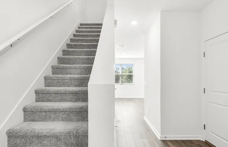 Beacon at Arbours Townhomes — Photo 4