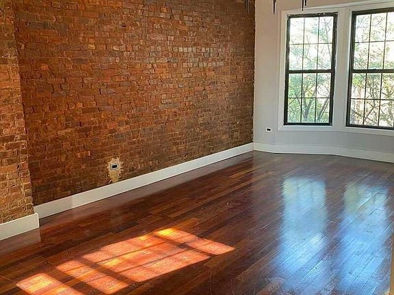 4th image of 355 Franklin Ave APT 3