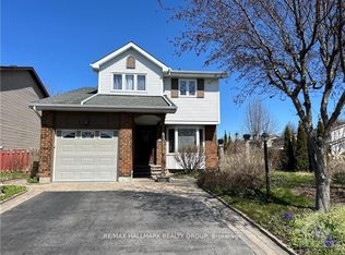 6417 Loire Dr, Ottawa, ON K1C3H1